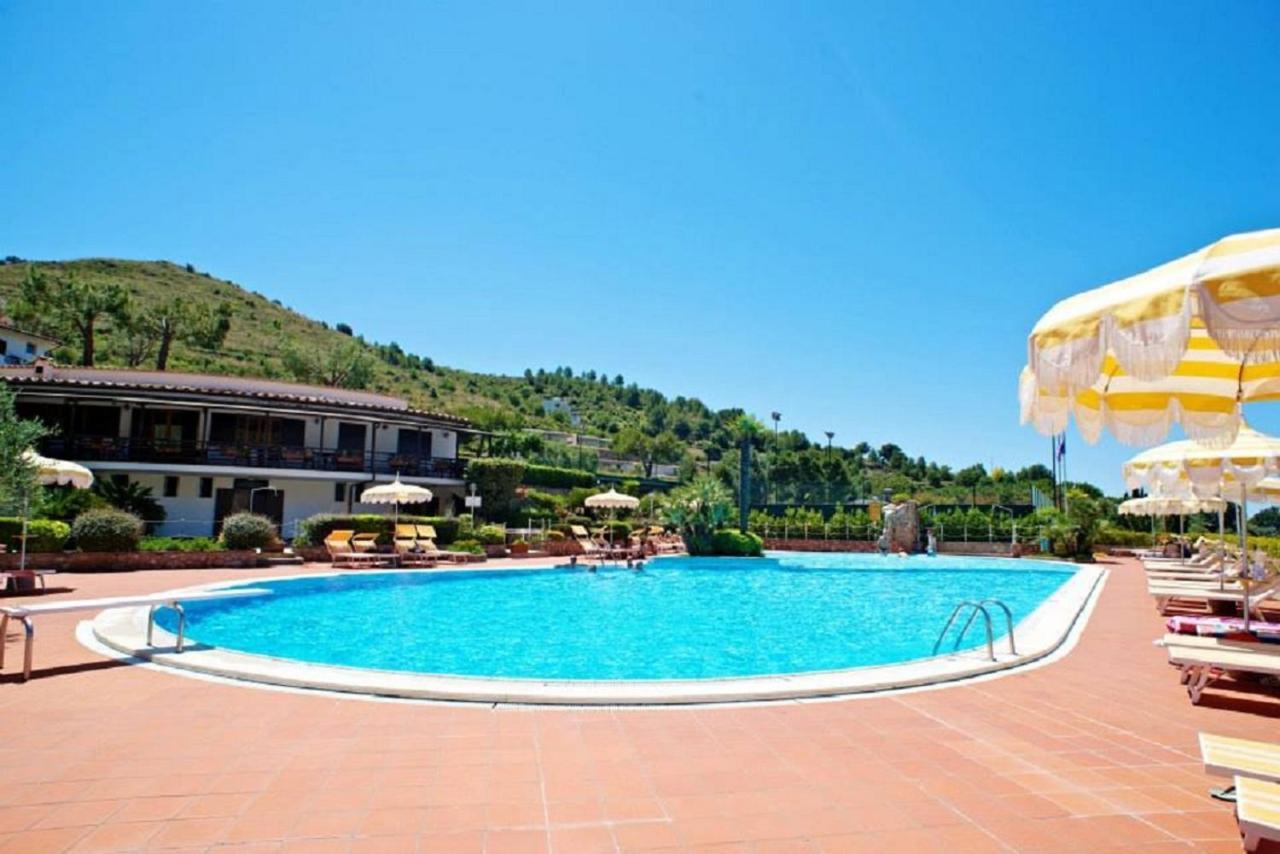 Casa Vacanza Kair Trilo 227 Sperlonga Exteriör bild